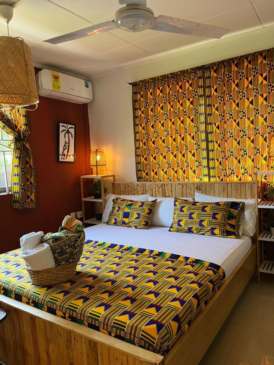 African Treasure Beach Resort Kokrobite Bagian luar foto